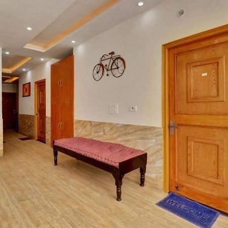 Shanti Hostel And Garden Cafe Rishikesh Exterior photo